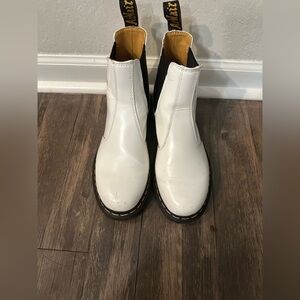 Doc Marten Chelsea boots